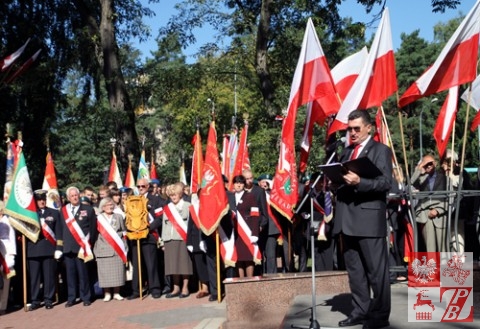 Uroczystości przy Pomniku Katyńskim