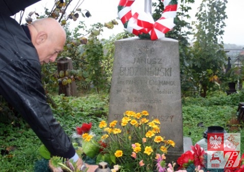 Grób Janusza Budzanowskiego na cmentarzu Pobernardyńskim