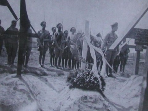 Pogrzeb czechosłowackich legionistów na cmentarzu wojennym w Bobrujsku