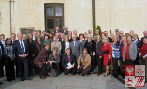 Pamiątkowe zdjęcie delegatów Rady Polonii Świata