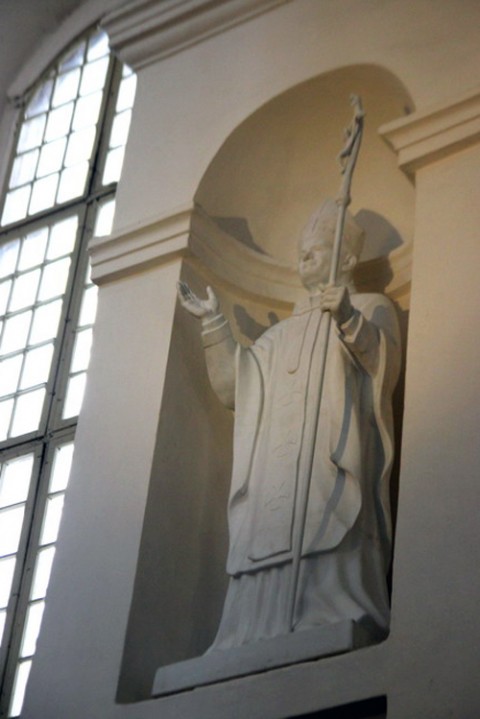 Posąg św. Jana Pawła II autorstwa Wasyla Martyńczuka, fot.: vgr.by