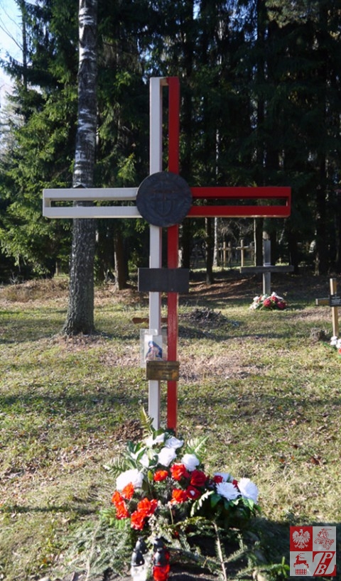 Krzyż Straży Mogił Polskich w Kuropatach