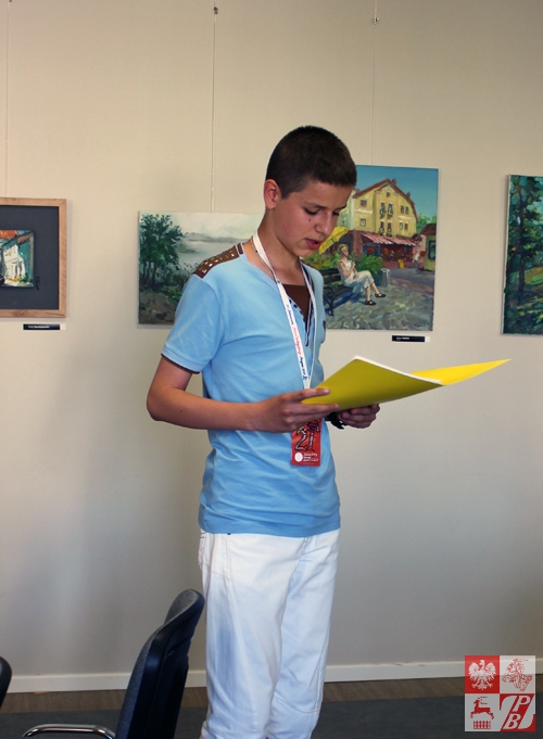 Swoje wiersze czyta młody poeta z Grodna Herman Pańkow