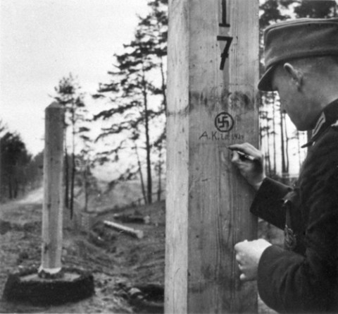 Żolnierz niemiecki na linii demarkacyjnej niemiecko - rosyjskiej