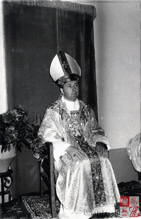 Biskup_Aleksander_Kaszkiewicz_archiwum7