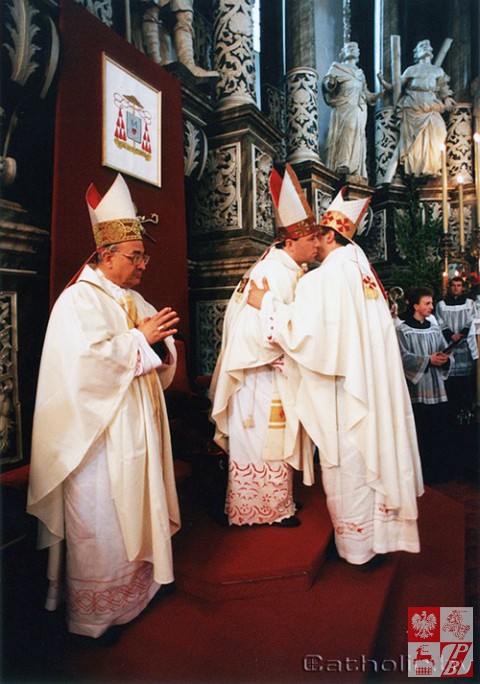 Biskup_Aleksander_Kaszkiewicz_archiwum9